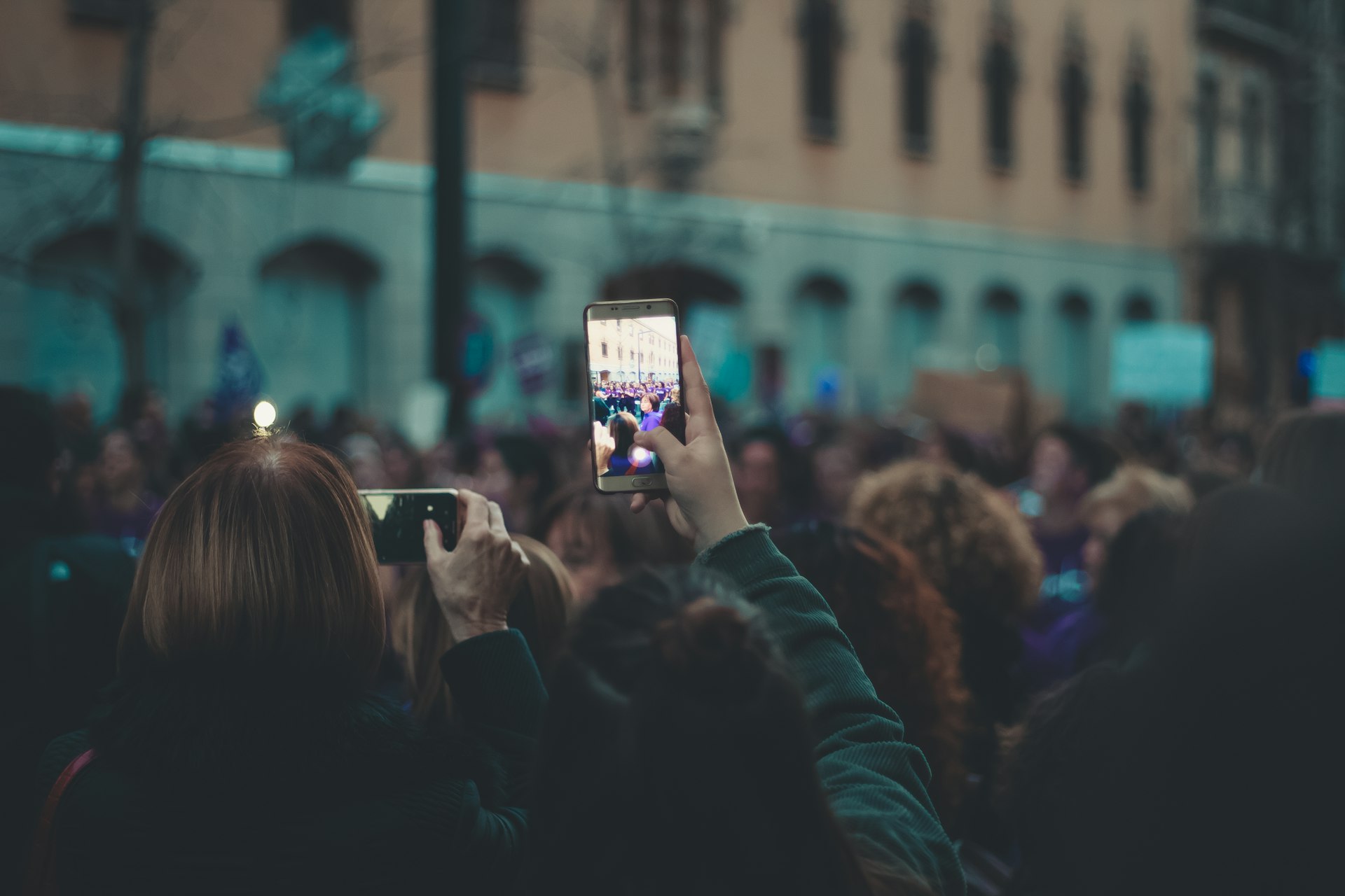 Unlocking Growth: The Strategic Value of Micro-Influencers in Modern Digital Campaigns