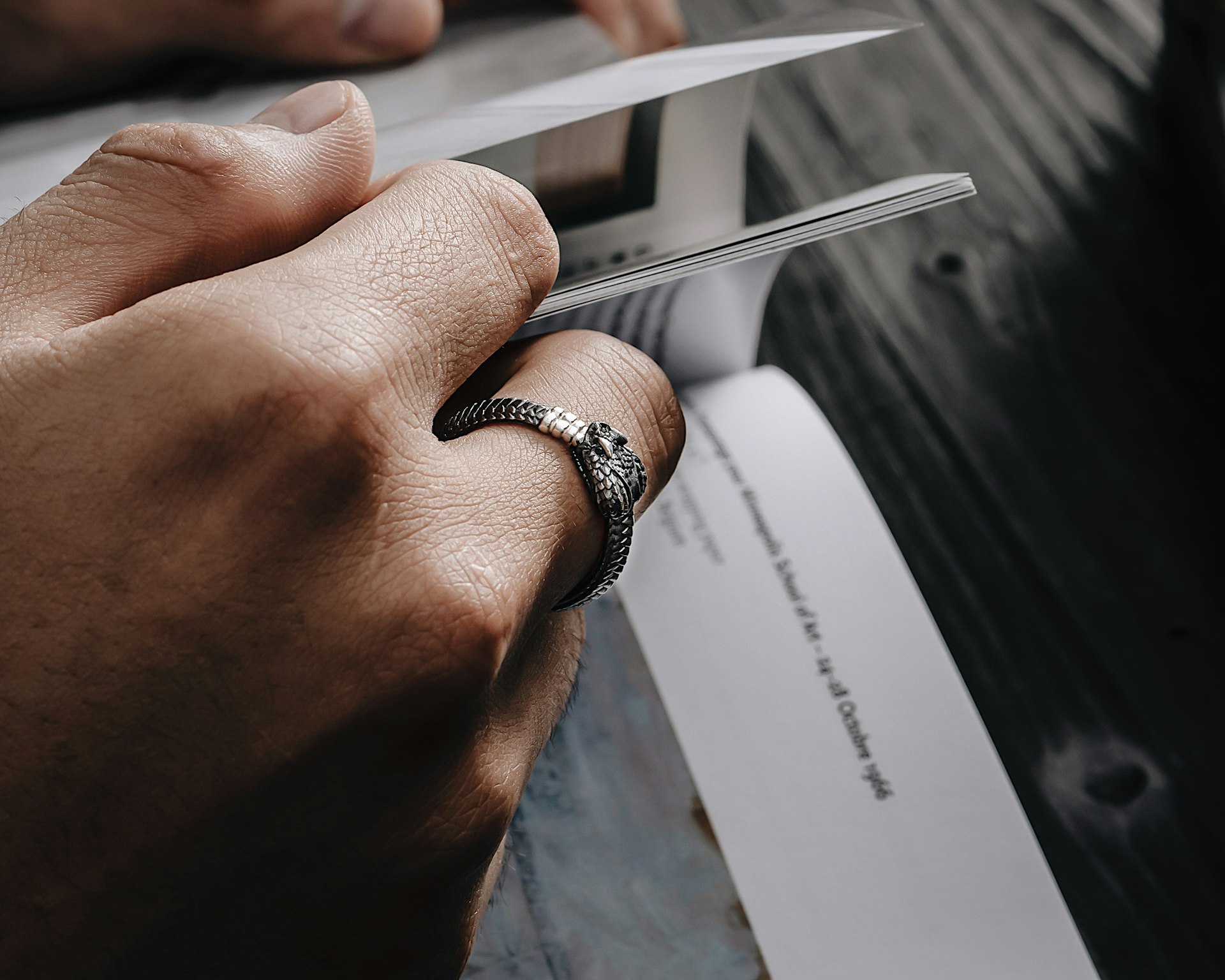 Building Authentic Influencer-Brand Collaborations: Strategies for Real Engagement and Trust
