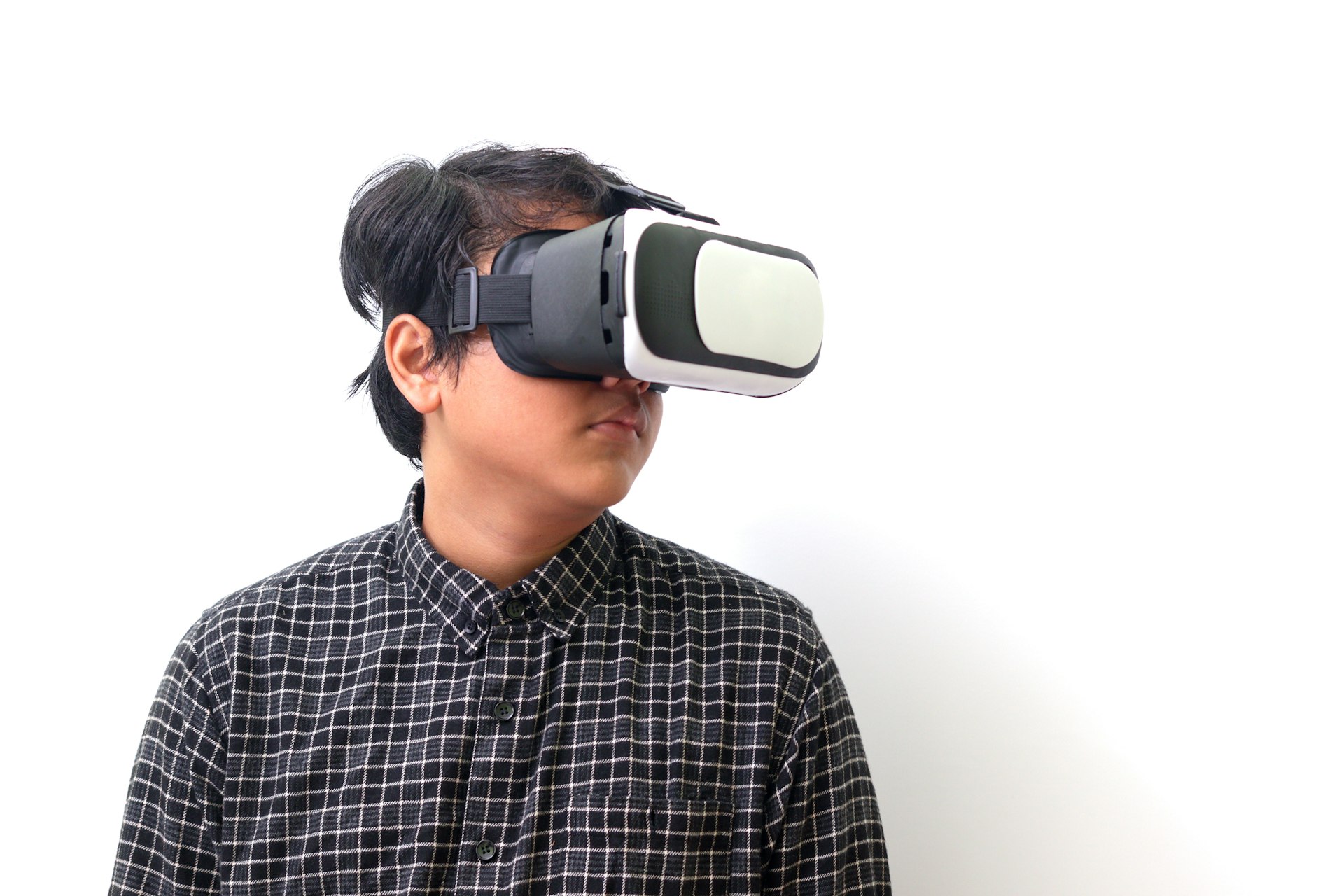 Unlocking Customer Engagement: How Immersive Virtual Reality Is Transforming Marketing